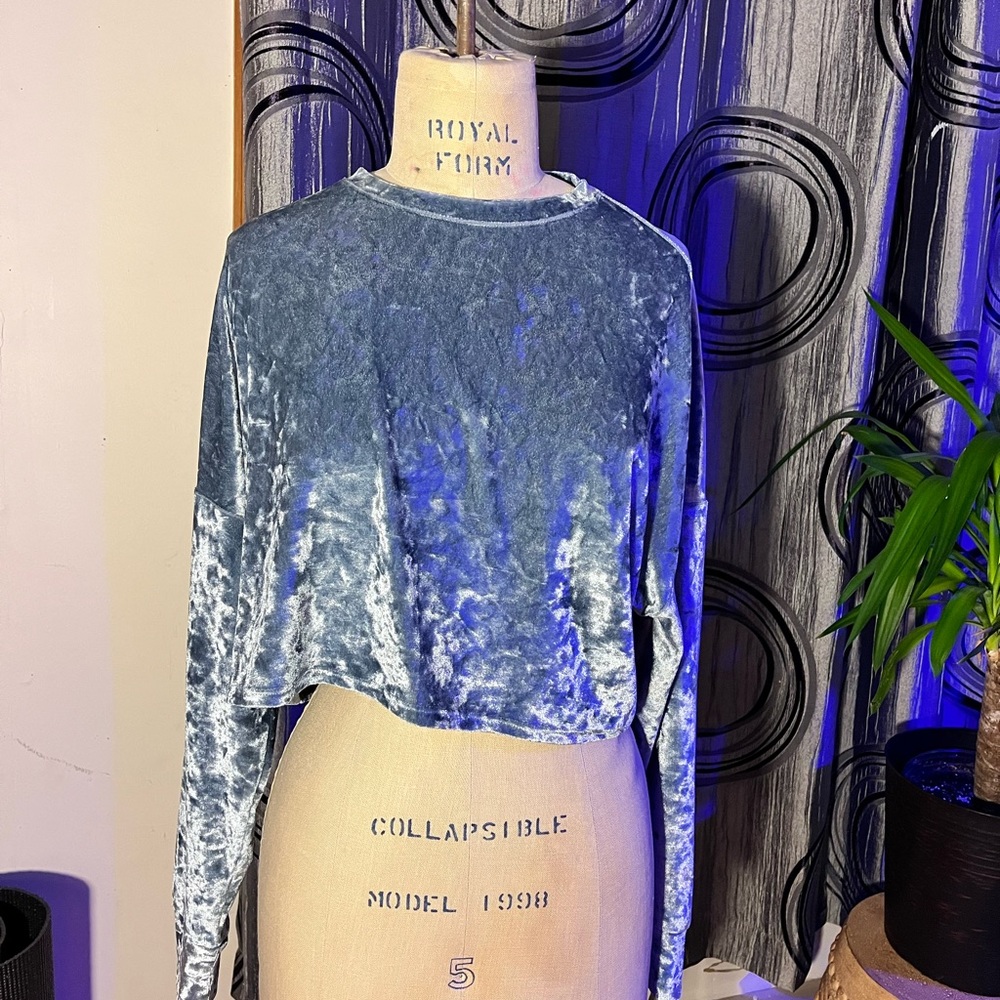 2pc Fashion Nova Blue Velvet Pant Set